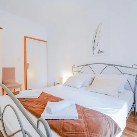 Apartman Anasu Zára